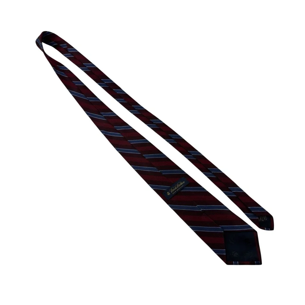 Brooks Brothers Silk‎ Tie Red Blue Stripe Stain Resistant USA 3.5x58